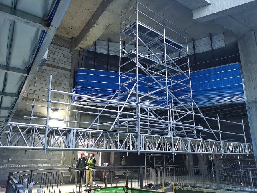 跨障碍脚手架-回龙观华联超市